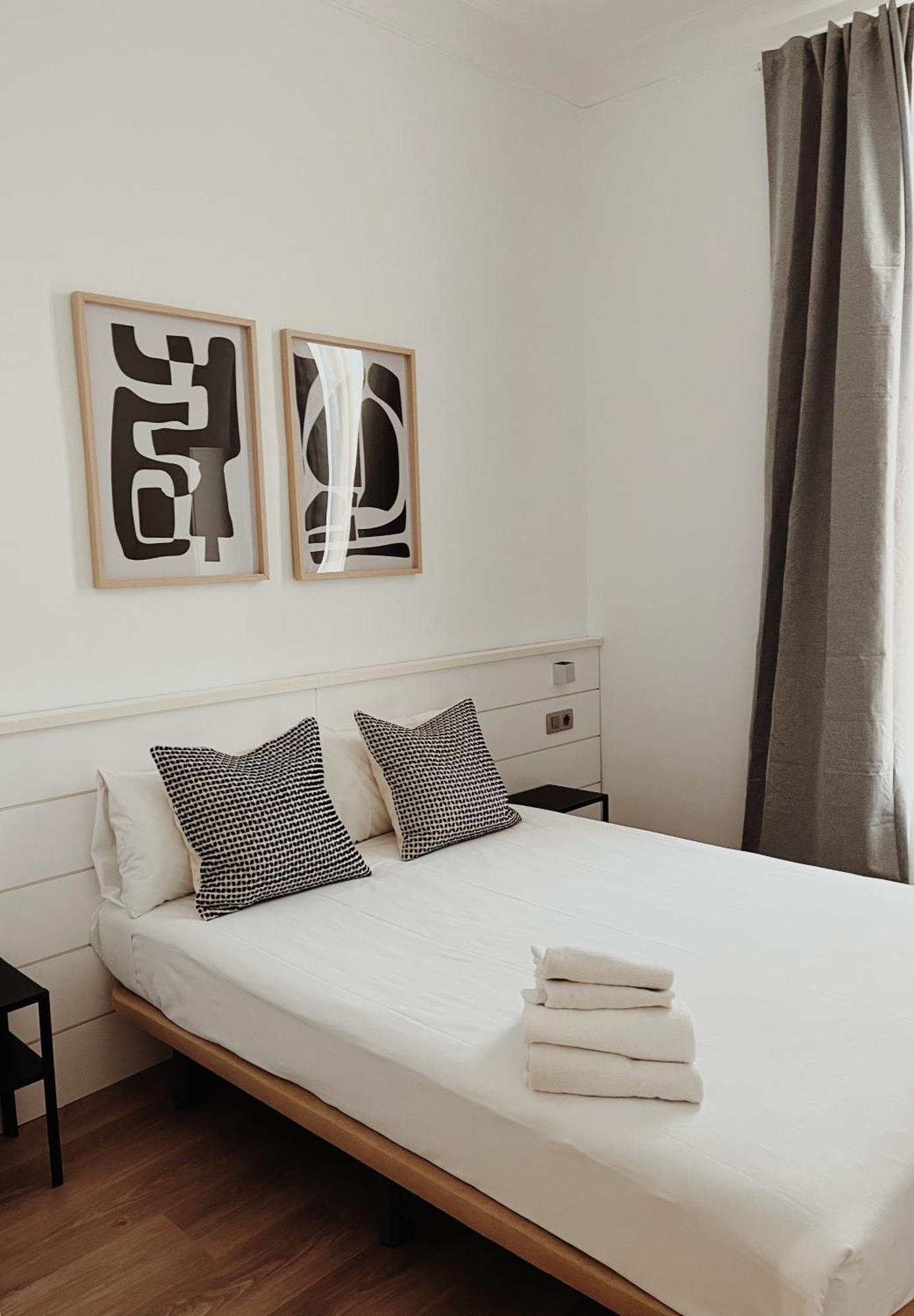 Apartamentos Express By Gaiarooms Barselona Dış mekan fotoğraf