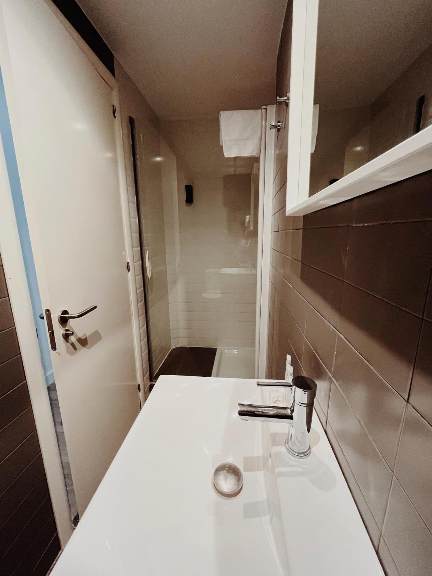 Apartamentos Express By Gaiarooms Barselona Dış mekan fotoğraf
