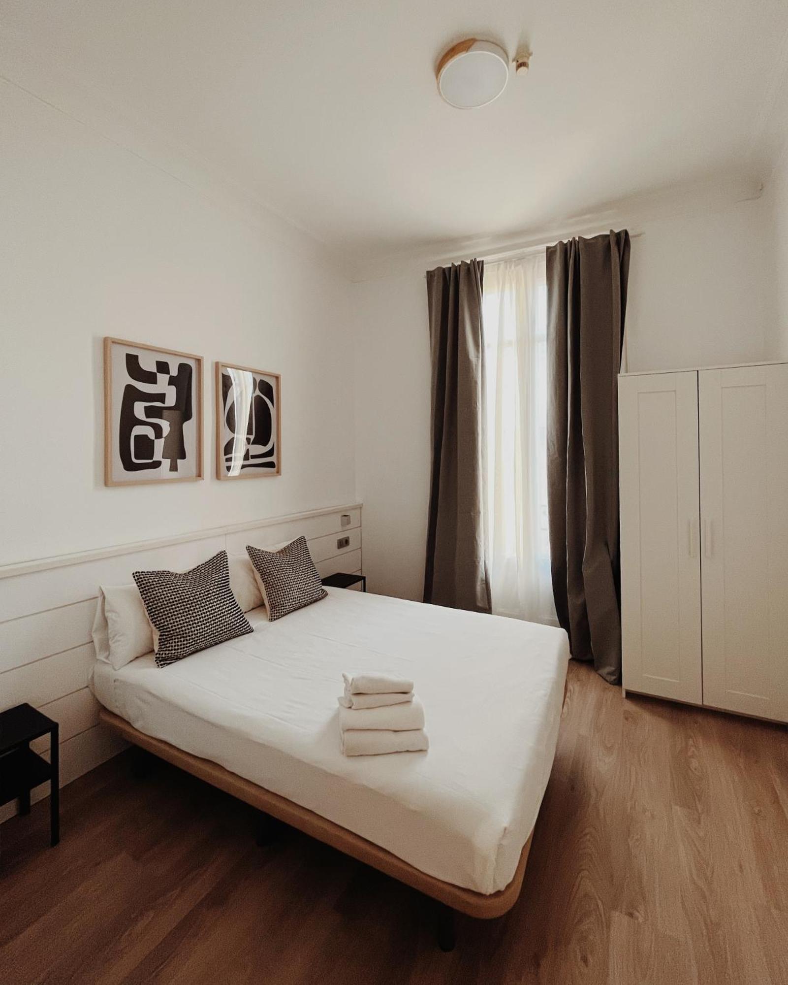 Apartamentos Express By Gaiarooms Barselona Dış mekan fotoğraf